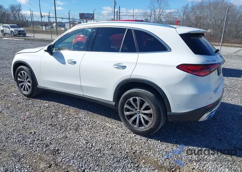 2024 Mercedes-Benz Glc 300 4Matic Suv z USA, uszkodzony, nr VIN W1NKM4HB6RF220952